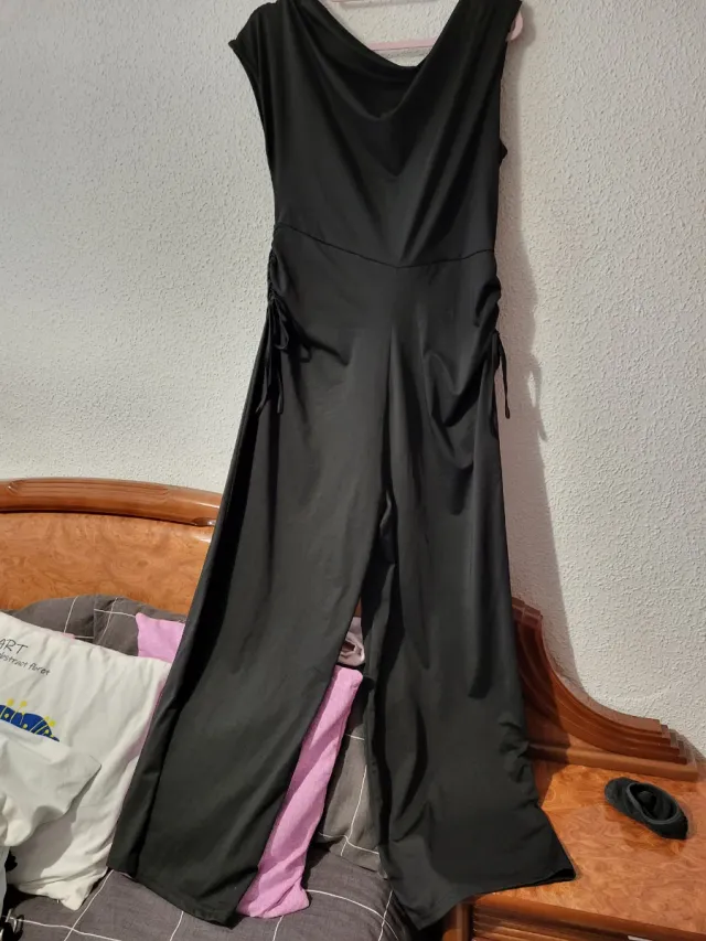 Enterizo negro talla XL