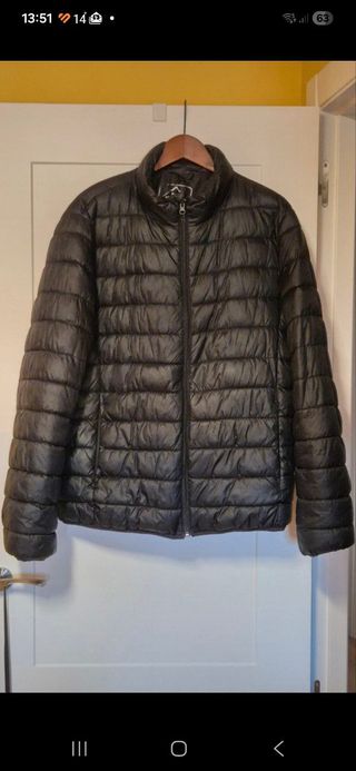 Abrigo negro ligero unisex