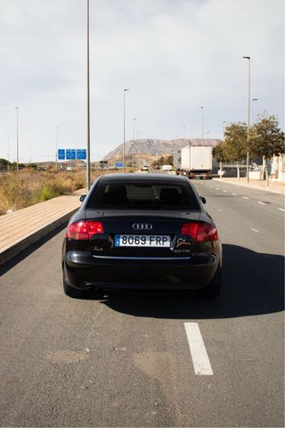 Audi A4 S Line 2.0 TDI 140 CV