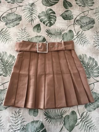 Falda Stradivarius Talla XS Marrón