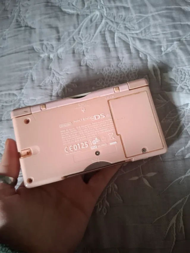 Nintendo DS lite danneggiata Rosa