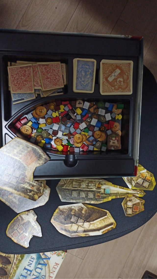 Un Mundo Sin Fin Juego de Mesa Completo