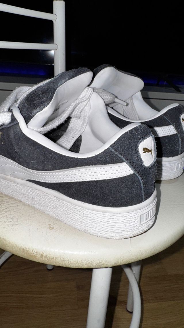 Zapatillas Puma Negras y Blancas