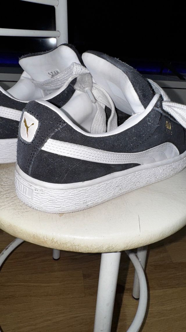 Zapatillas Puma Negras y Blancas