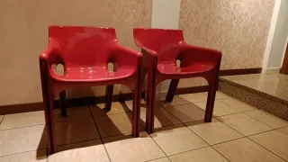 Sedie Artemide Gaudí Rosse