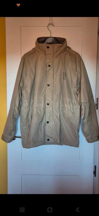 Abrigo como nuevo