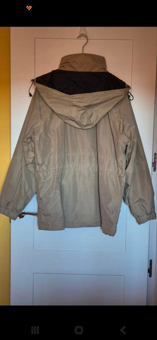 Abrigo como nuevo