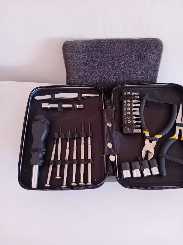 Caixa de ferramentas multiusos