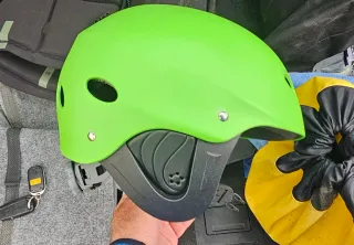 Casco wingfoil kitesurf kayak windsurf