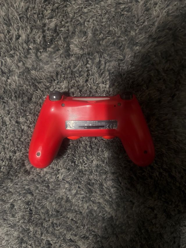 Mando PS4 Rojo batería mal