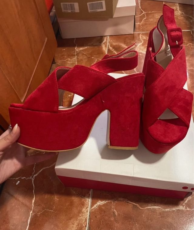 Sandalias Dana Buchman Rojas Tacon Plataforma