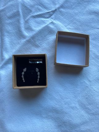 Pendientes de plata con diseño de gotas