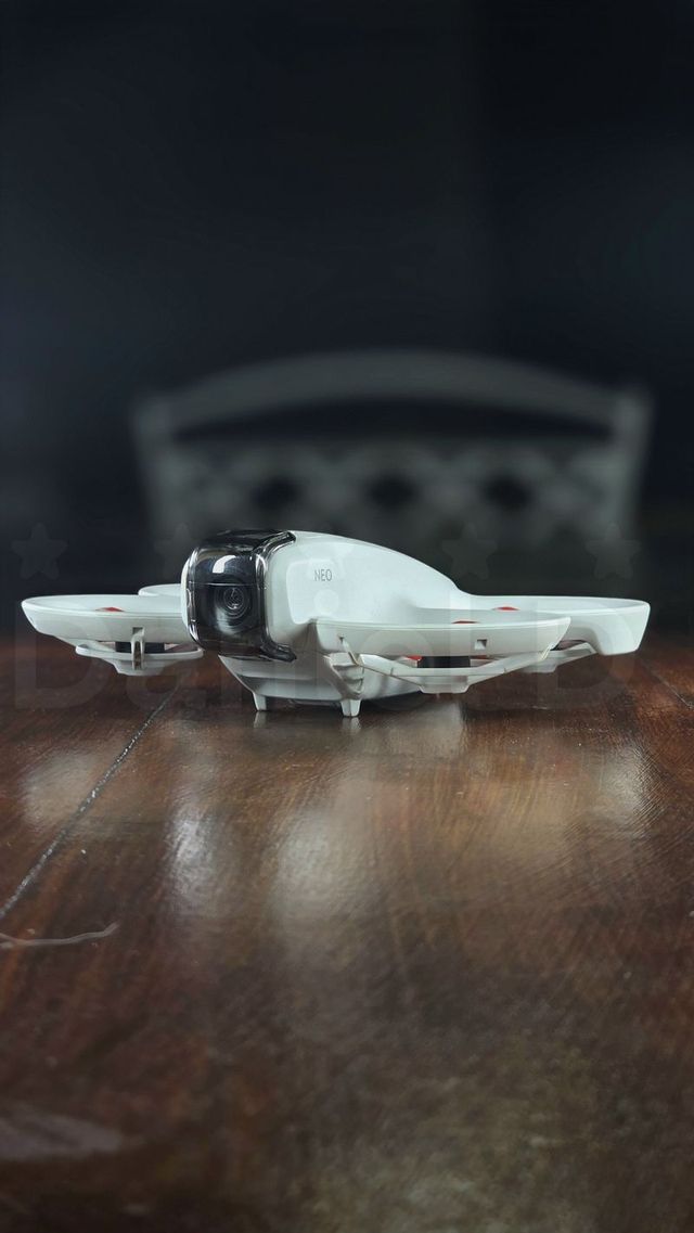 Dron DJI Neo come nuovo