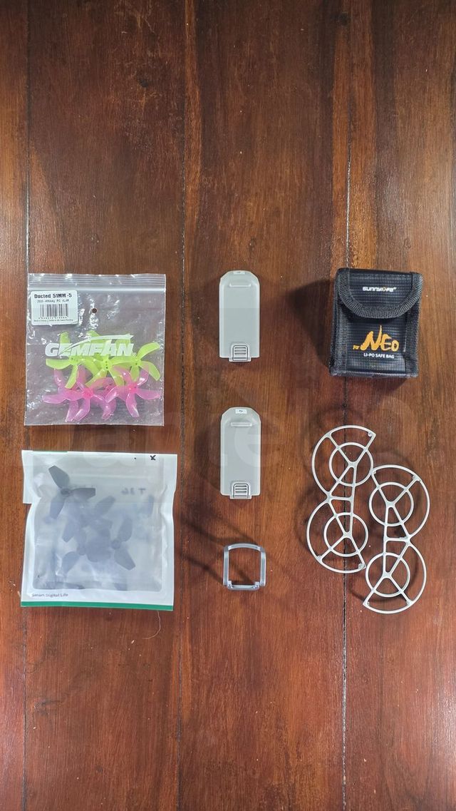 Dron DJI Neo come nuovo