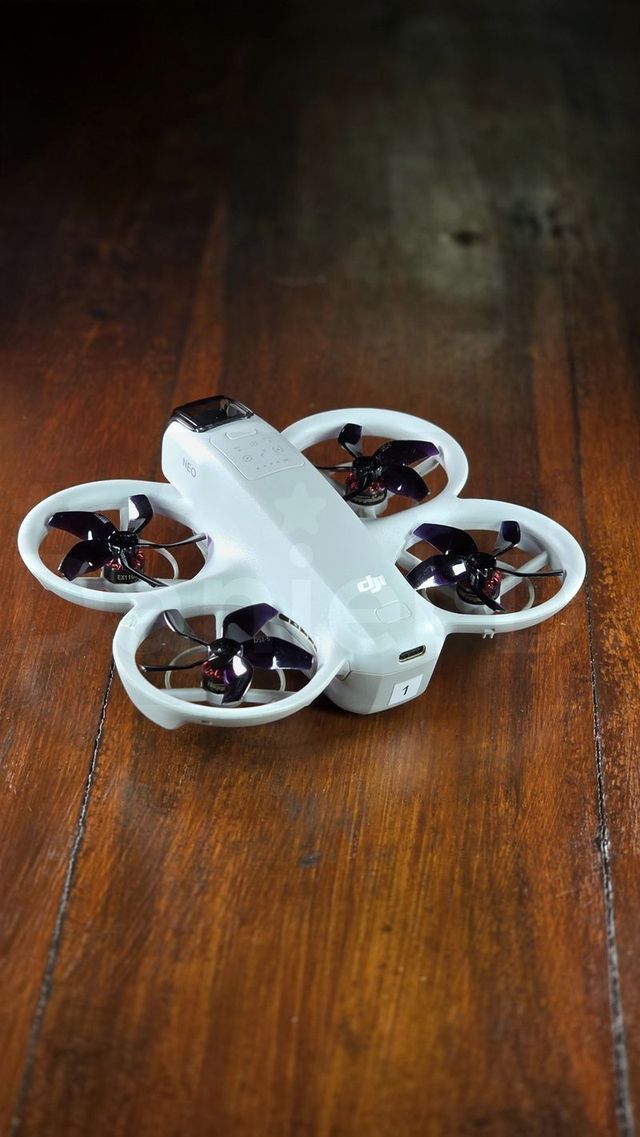 POCO USO Dron DJI Neo