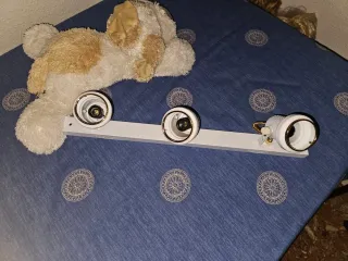 Lámpara lineal 3 focos