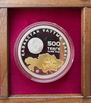 Kazajistán 500 Tenge Plata 20 Años Oro Moneda