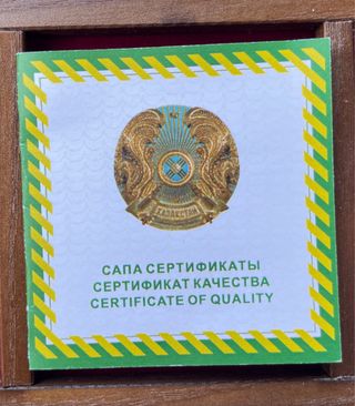 Kazajistán 500 Tenge Plata 20 Años Oro Moneda