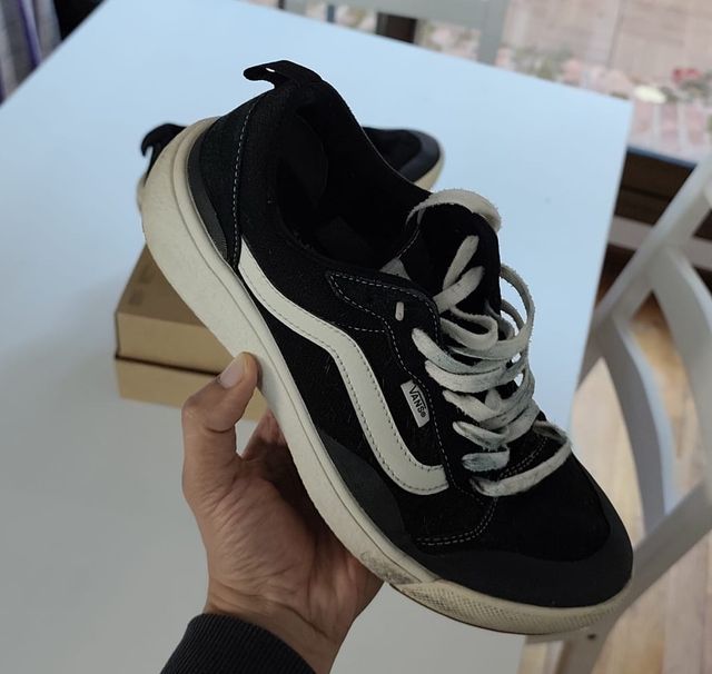 Vans UltraRange Negras Talla 43