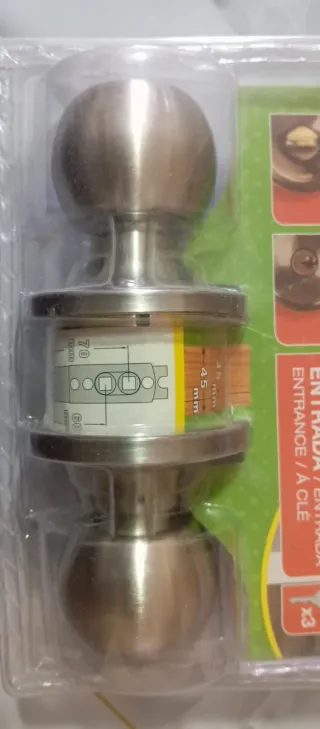 Chapa de puerta sin uso