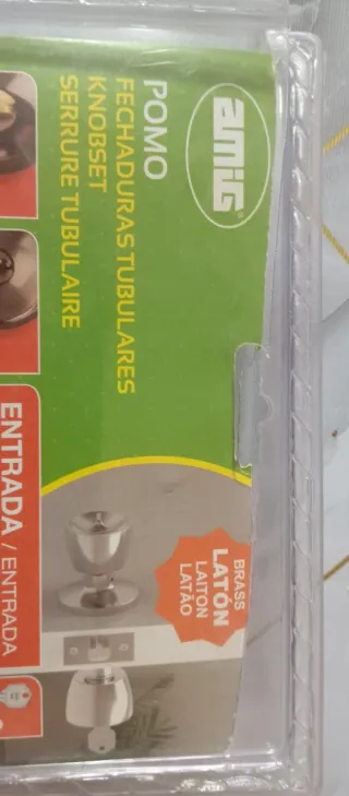 Chapa de puerta sin uso