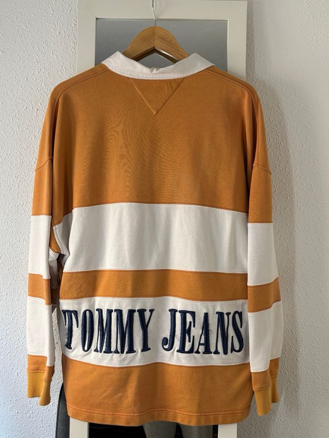 Polo Tommy Jeans manga larga rayas