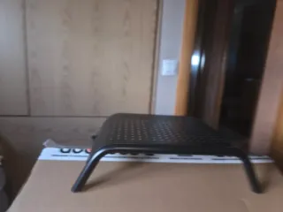 Soporte monitor metálico negro 40x27x10