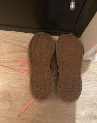 Adidas rosas y azules