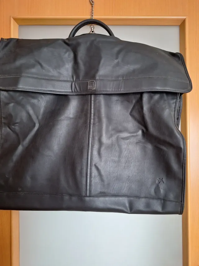 Portatrajes Porya Negro