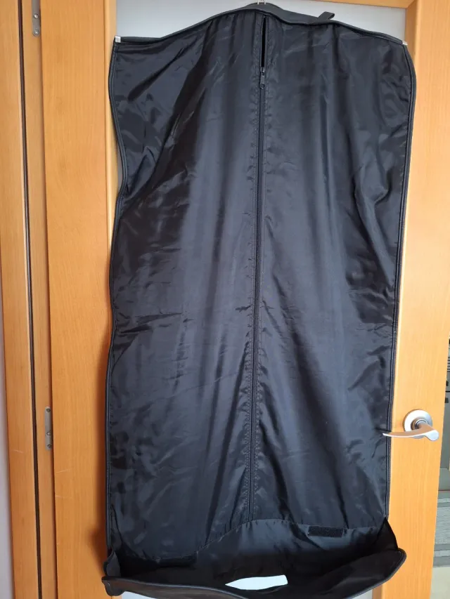 Portatrajes Porya Negro