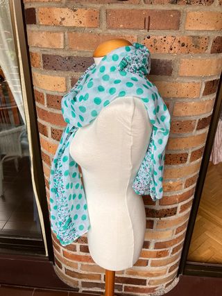 Fular mujer lunares verde agua y blanco