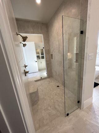 Baño moderno de moda