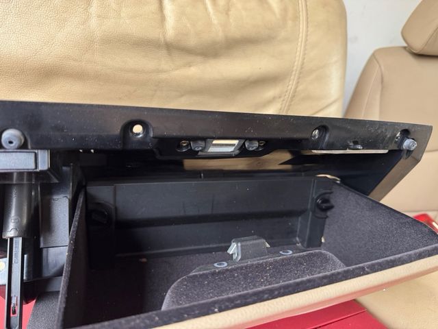 Guantera Beige BMW 3