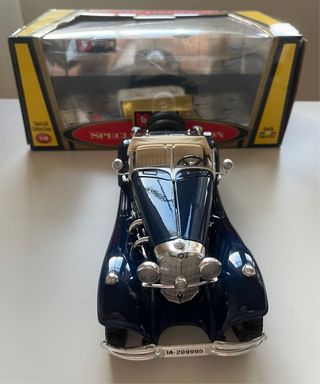 Burago Mercedes-Benz 500K 1:18