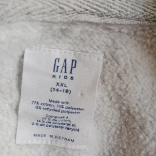 Lote 3 sudaderas Marvel y GAP T16