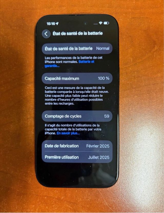 iPhone 15 128GB aún en garantía 100% batería