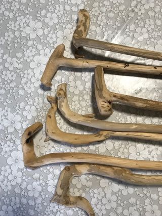 7 Bastones Rústicos de Madera