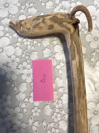 7 Bastones Rústicos de Madera