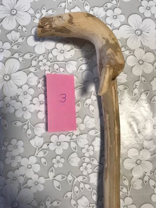 7 Bastones Rústicos de Madera