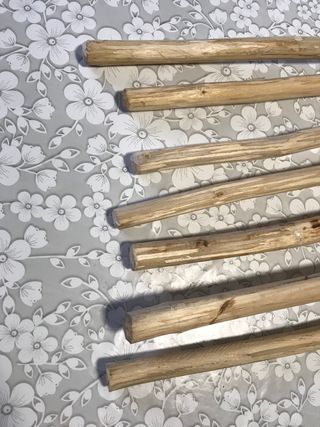 7 Bastones Rústicos de Madera