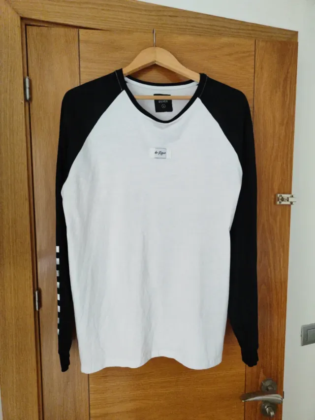 Camiseta SILVER manga larga blanca y negra