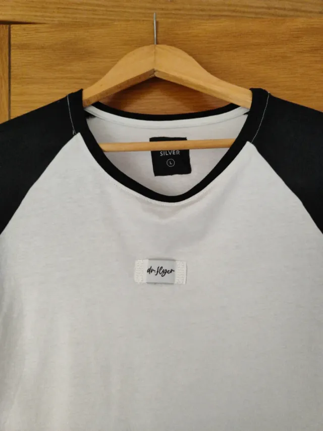 Camiseta SILVER manga larga blanca y negra