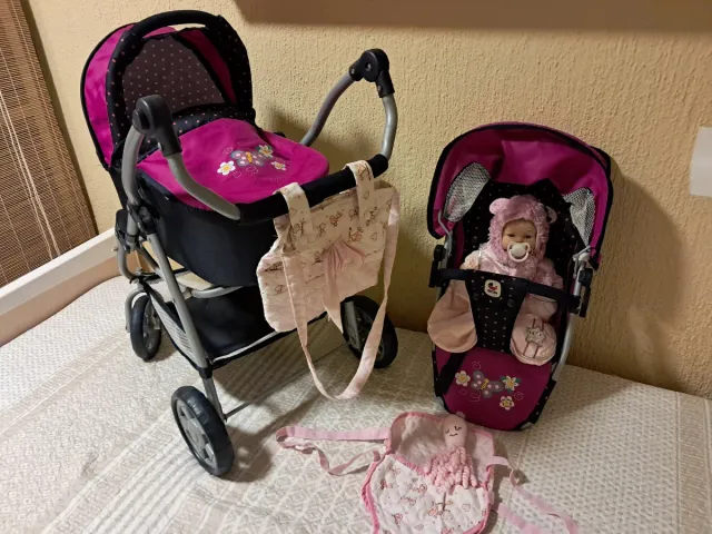 Carro de muñecas y accesorios