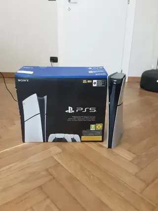 PlayStation 5 Digital Edition + 2 Controller