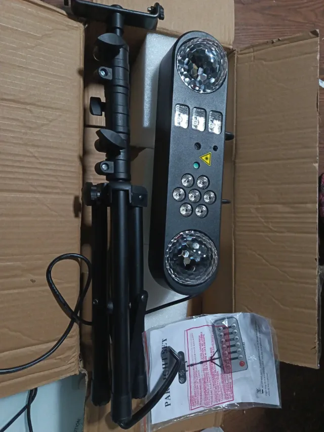 Proyector Láser 4 en 1 Negro