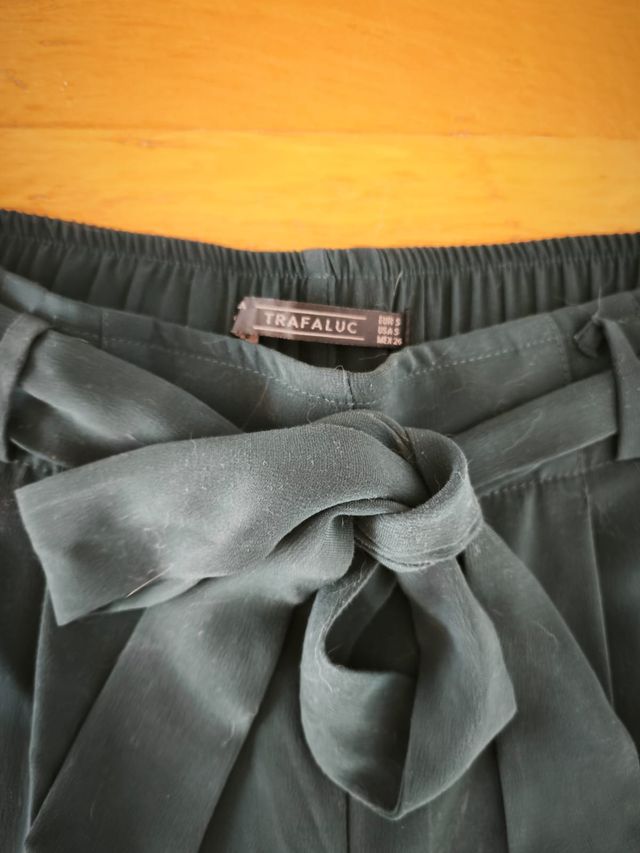 Pantalón culotte Zara verde botella Talla S