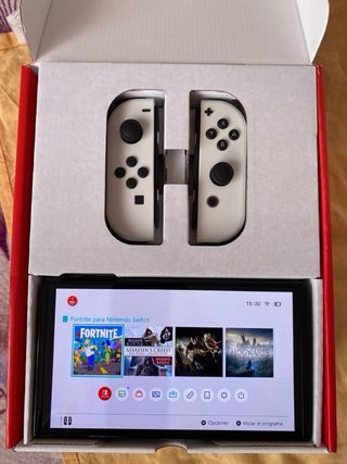 Nintendo Switch OLED Blanca y Negra