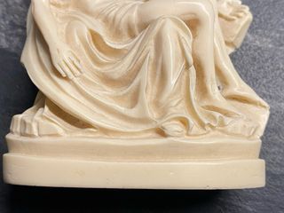 Scultura vintage La Pietà di Michelangelo