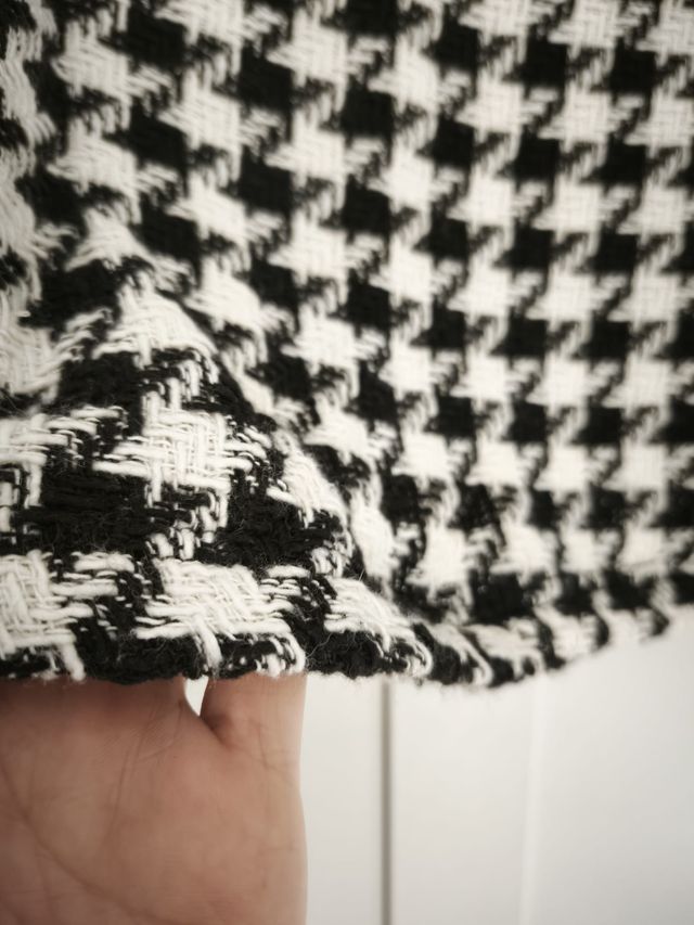 Blazer Tweed Mango Pata de Gallo Talla XS