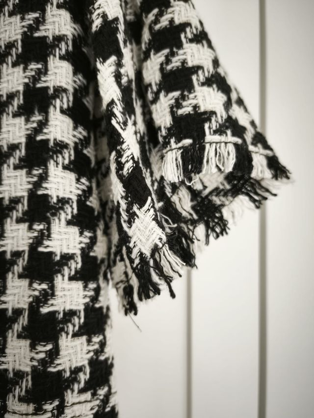 Blazer Tweed Mango Pata de Gallo Talla XS